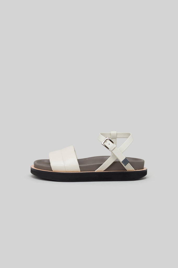 _Fot volume sandals